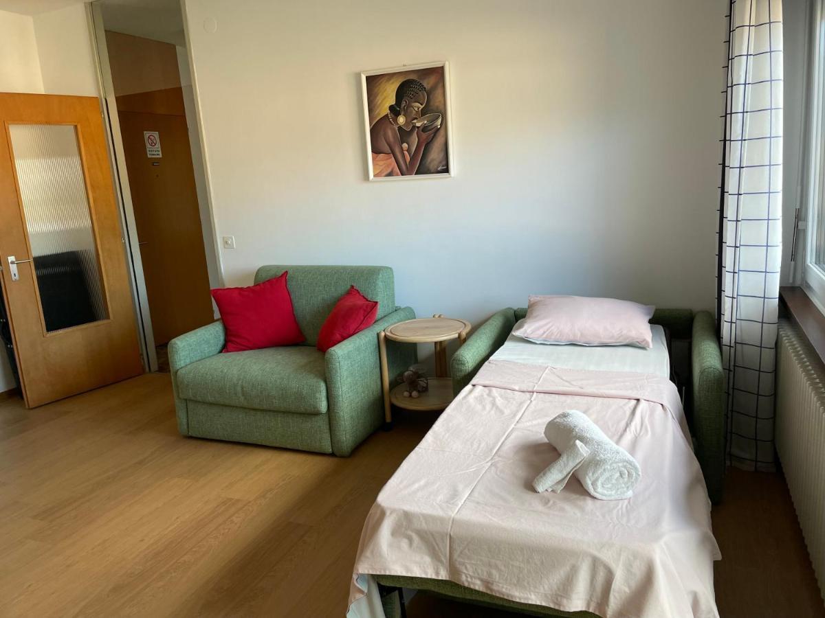 Karl&Deby Lugano Stazione/Centro Apartment Luaran gambar