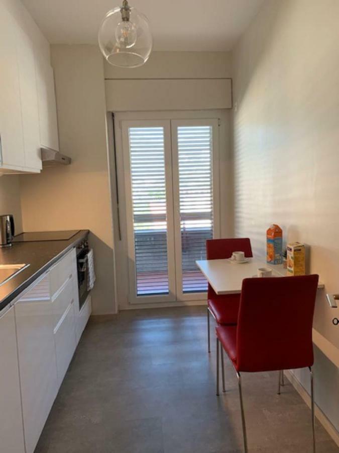 Karl&Deby Lugano Stazione/Centro Apartment Luaran gambar
